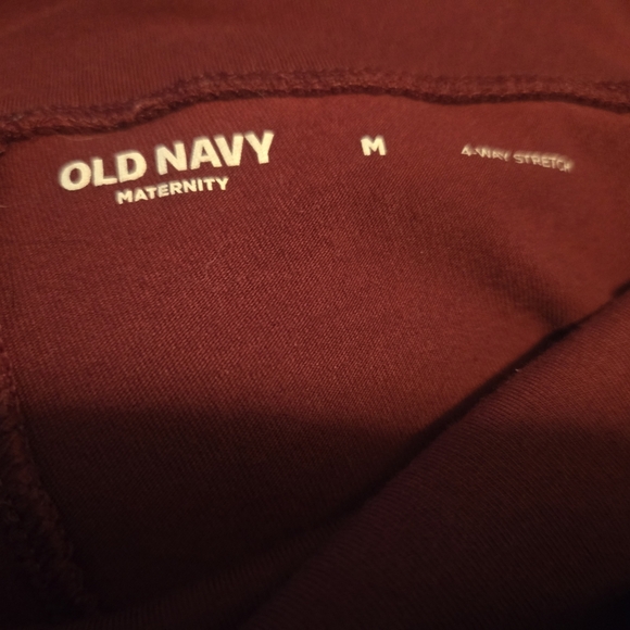 Old Navy Burgundy Maternity Leggings - Picture 4 of 4